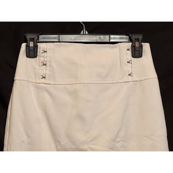 Express Womens White Fitted Pencil Skirt Size 0 With Back Zipper & Front Slit - Picture 3 of 9